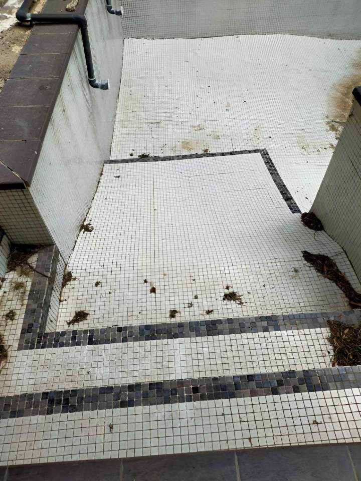 Rénovation/Entretien de toiture, Vias